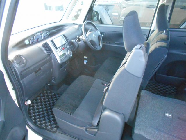 Daihatsu TANTO 2012-03 21130-10
