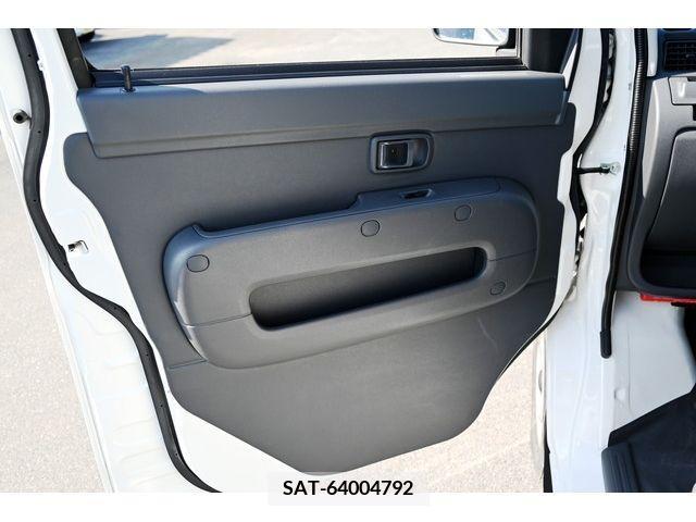 Daihatsu HIJET CARGO 2015-04 220634-16