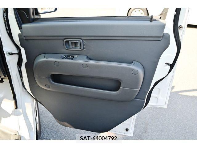 Daihatsu HIJET CARGO 2015-04 220634-15