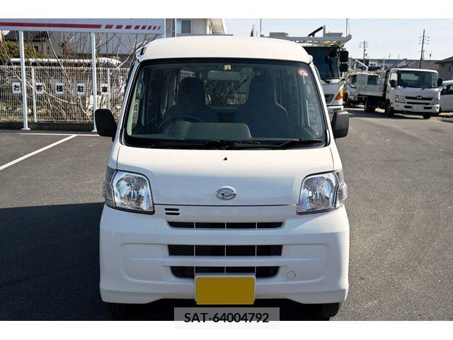 Daihatsu HIJET CARGO 2015-04 220634-6