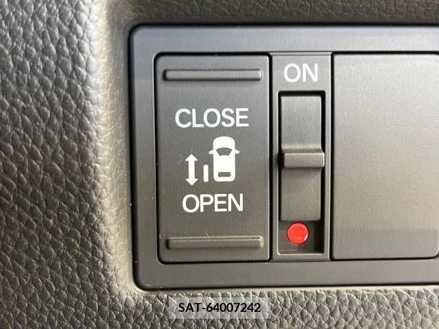 Honda N BOX CUSTOM 2019-06 307040-6