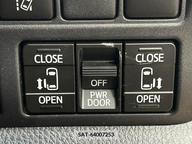 Toyota ESQUIRE 2016-08 331891-4