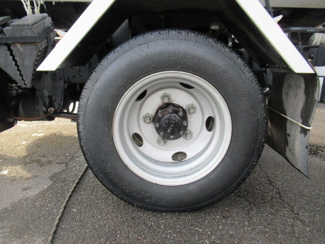 Isuzu ELF TRUCK 2005-06 15182-17