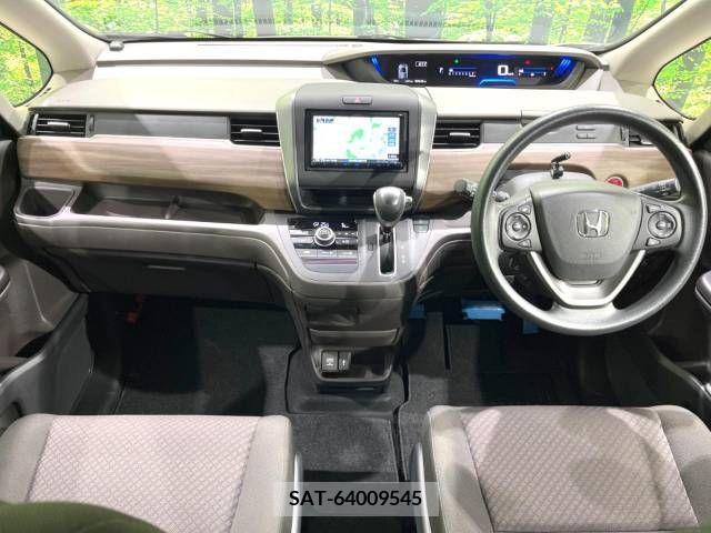 Honda FREED 2021-08 211388-1