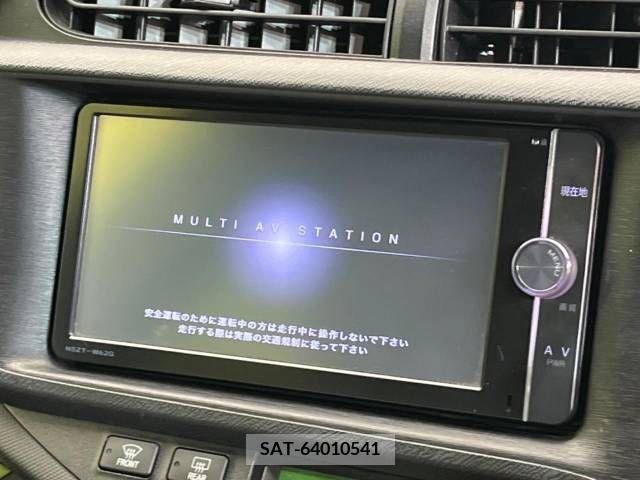Toyota AQUA 2013-09 313986-2