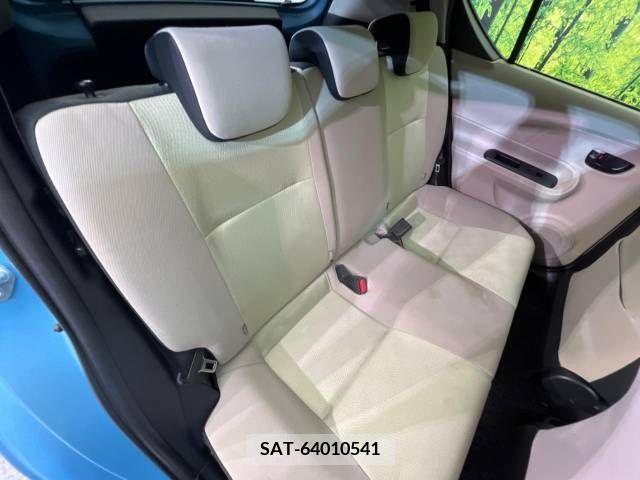 Toyota AQUA 2013-09 313986-9