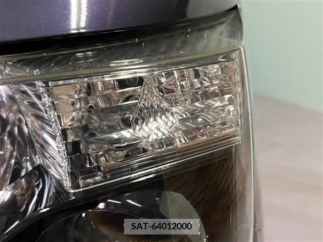 Toyota SPADE 2013-03 249961-9