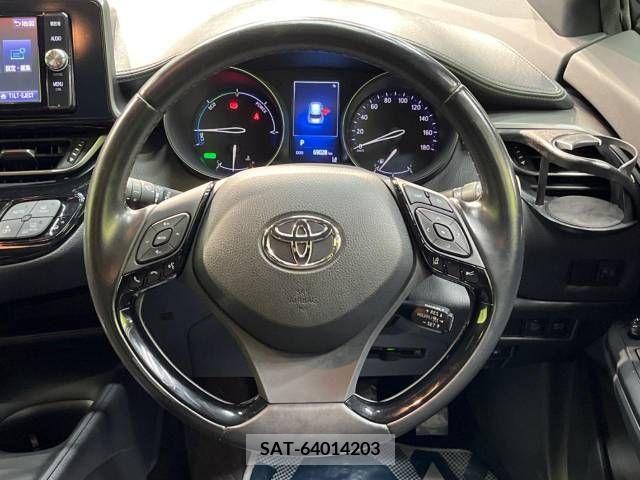 Toyota C-HR 2017-03 378112-9