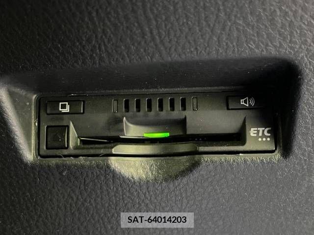 Toyota C-HR 2017-03 378112-5