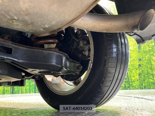 Toyota C-HR 2017-03 378112-18