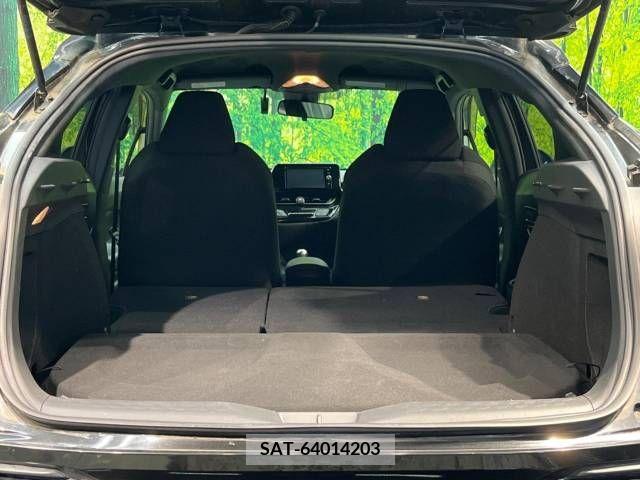 Toyota C-HR 2017-03 378112-8