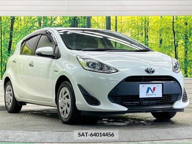 Toyota AQUA 2018-04 314364-16