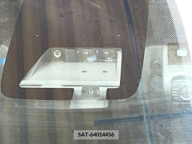 Toyota AQUA 2018-04 314364-3