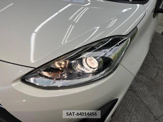 Toyota AQUA 2018-04 314364-12