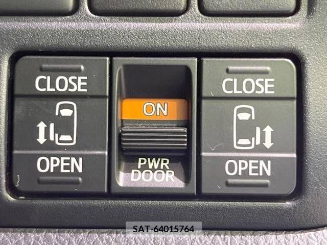 Toyota VOXY 2020-06 343663-6