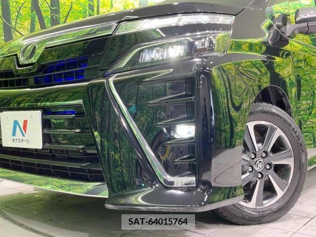 Toyota VOXY 2020-06 343663-13