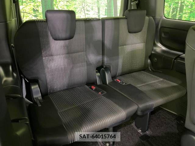 Toyota VOXY 2020-06 343663-10