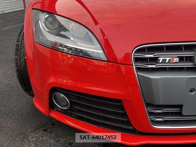 Audi TTS 2010-06 293133-4