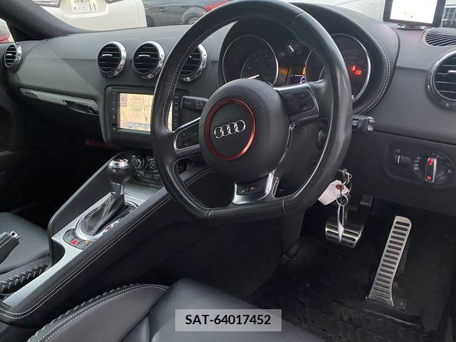 Audi TTS 2010-06 293133-18