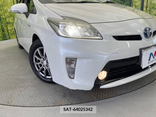 Toyota PRIUS 2012-02 393336-12