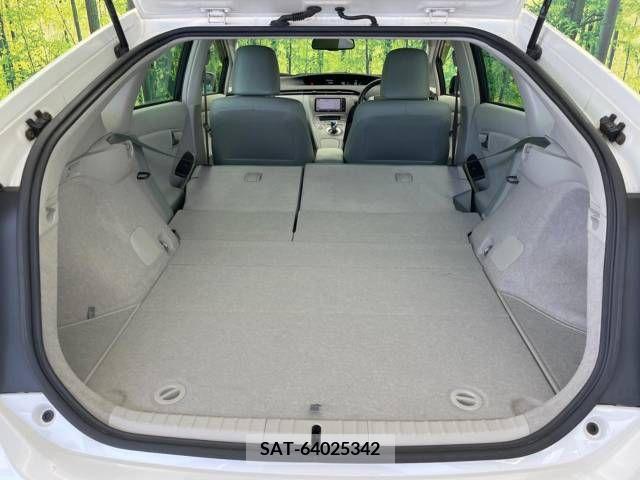 Toyota PRIUS 2012-02 393336-10