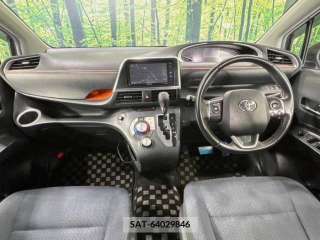 Toyota SIENTA 2017-02 229960-1