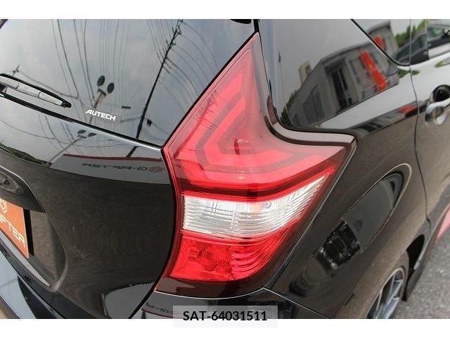 Nissan NOTE 2017-06 330237-10