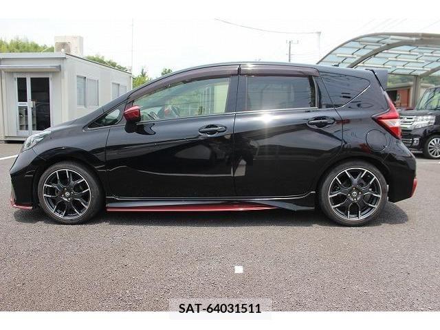 Nissan NOTE 2017-06 330237-8