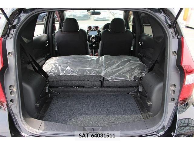 Nissan NOTE 2017-06 330237-14