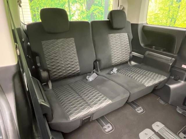 Mitsubishi DELICA D5 2022-12 28451-10
