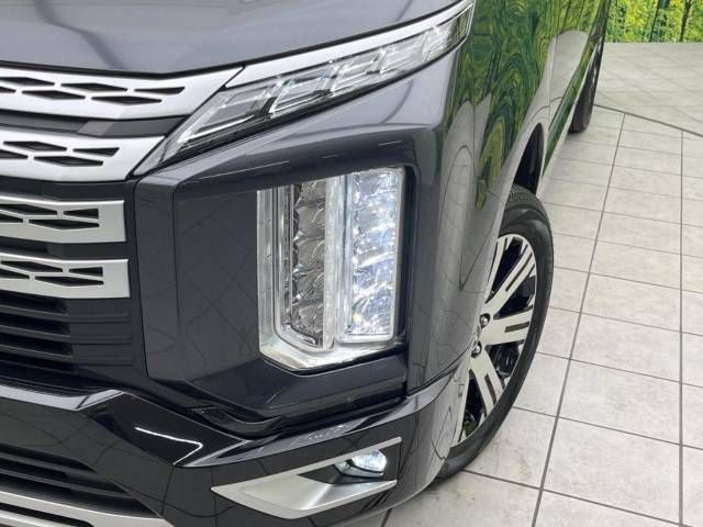 Mitsubishi DELICA D5 2022-12 28451-13