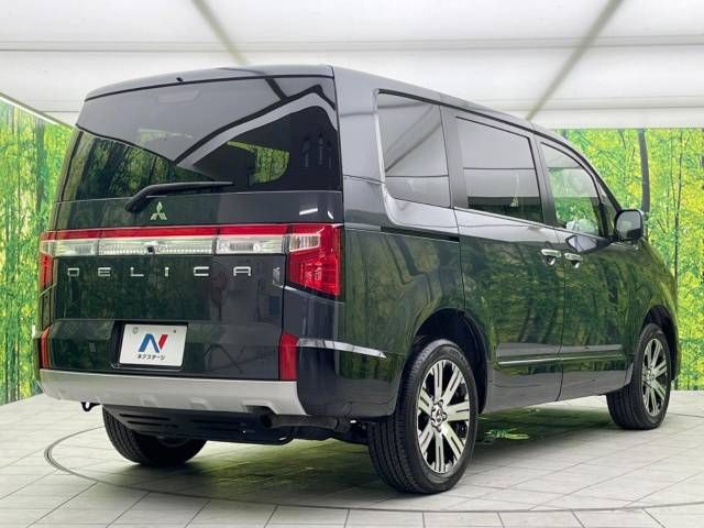 Mitsubishi DELICA D5 2022-12 28451-18