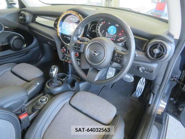 Bmw MINI 2022-04 277310-7