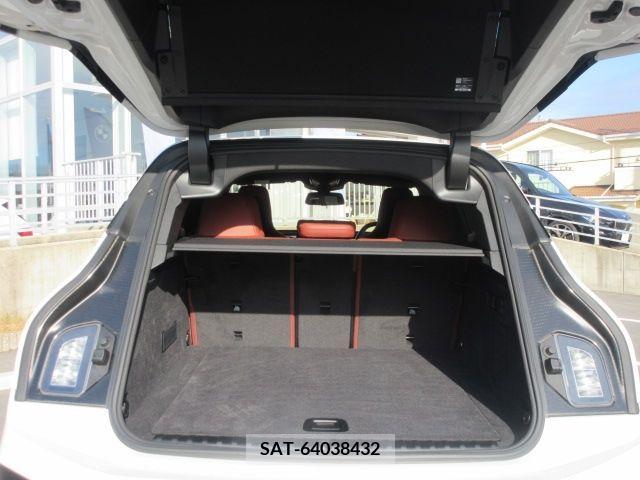 Bmw IX 2023-06 204986-11