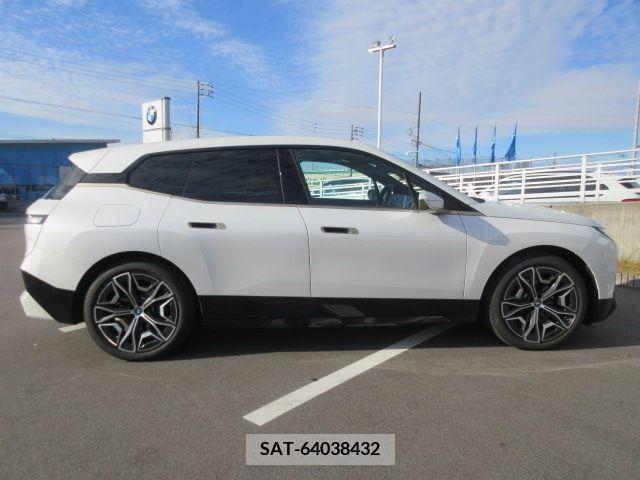 Bmw IX 2023-06 204986-6