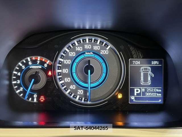 Suzuki X BEE 2018-06 264904-14