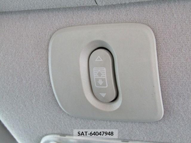 Nissan DUALIS 2010-02 296665-16
