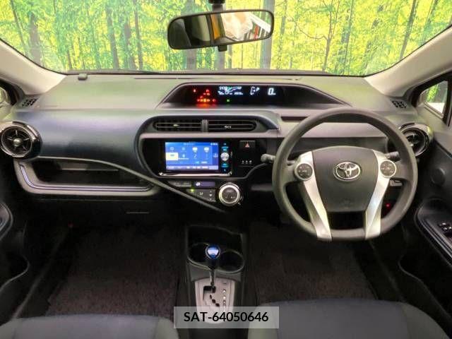 Toyota AQUA 2017-02 314288-1