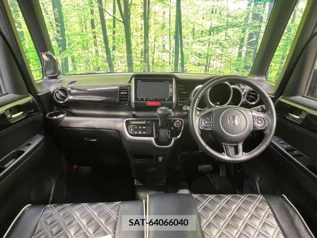 Honda N BOX CUSTOM 2013-07 306751-1