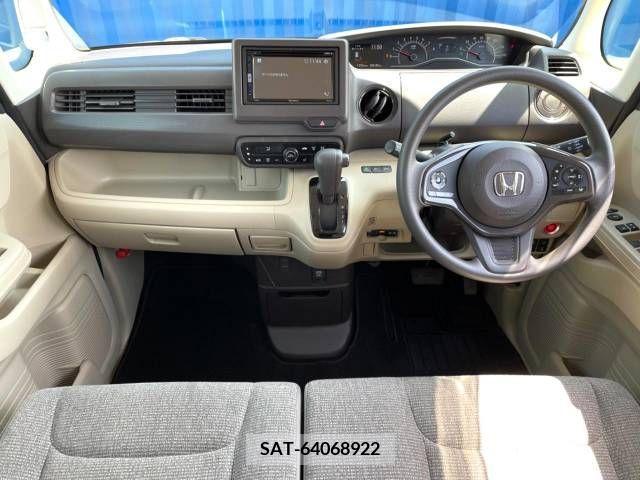 Honda N BOX 2018-04 278870-1