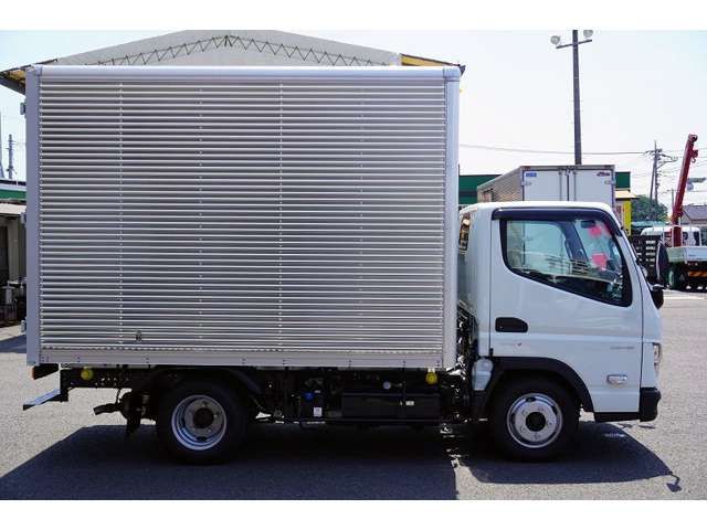 Mitsubishi CANTER 2023-02 8052-4
