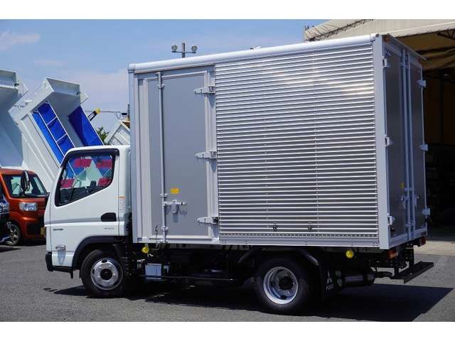 Mitsubishi CANTER 2023-02 8052-6