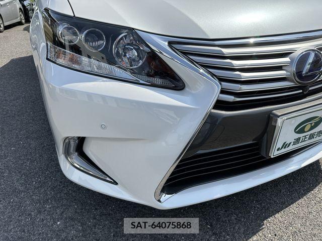 Lexus HS 2018-03 200581-11