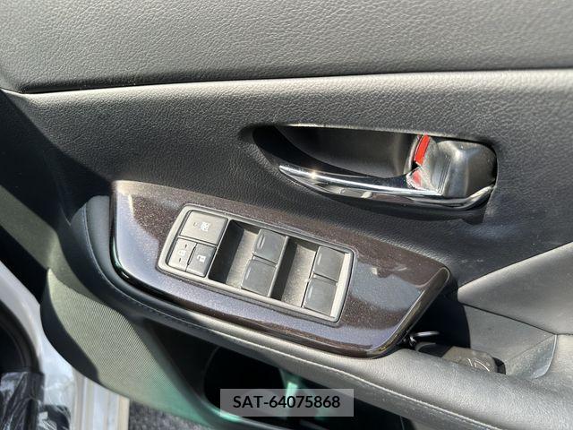 Lexus HS 2018-03 200581-18