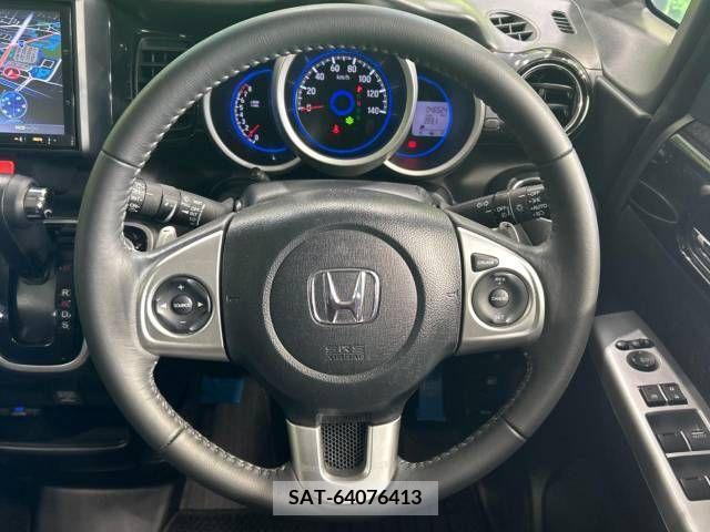 Honda N BOX CUSTOM 2015-06 306768-11