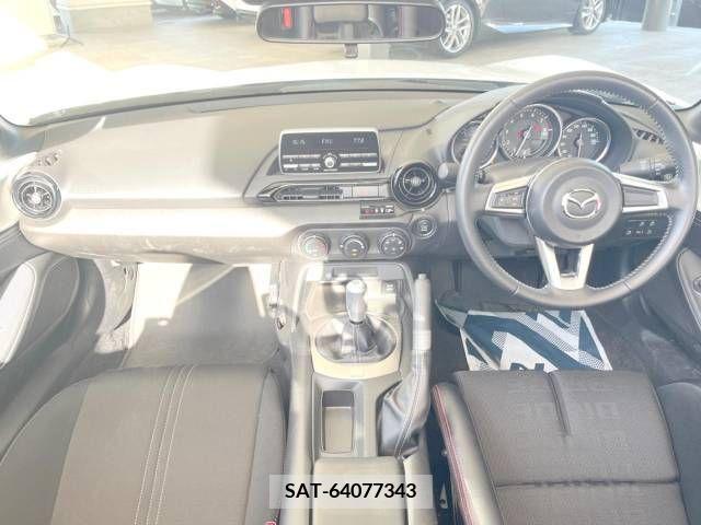 Mazda ROADSTER 2020-03 211437-1