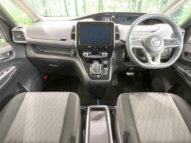 Nissan SERENA 2020-10 186600-1