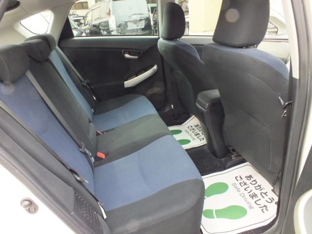 Toyota PRIUS 2013-09 6610-21