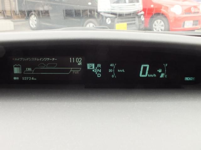 Toyota PRIUS 2013-09 6610-27