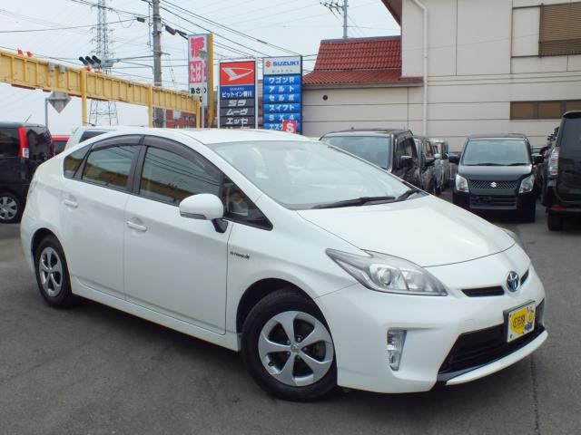 Toyota PRIUS 2013-09 6610-10